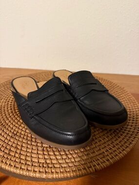 Black Leather Slip-On Mule Loafers - Crown Vintage